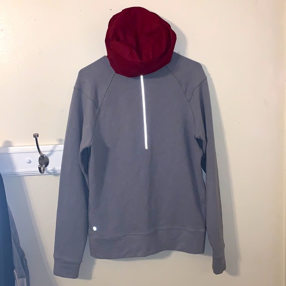 Lululemon hoodie/sweatshirt grey with maroon accents size Small. - Picture 2 of 5